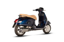 Carica l'immagine nel visualizzatore di Gallery, Akrapovic Silenziatore Piaggio GTS 300/Sei giorni/Super 2021–2024 — S-VE3SO11-ZDFSS
