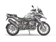 Carica l'immagine nel visualizzatore di Gallery, Akrapovic Silenziatore Bmw R1200GS 2017–2018 — S-B12SO16-HAABL