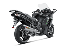 Carica l'immagine nel visualizzatore di Gallery, Akrapovic Silenziatore Kawasaki 1400 GTR 2008–2017 — S-K14SO5-HZAAT