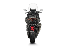 Carica l'immagine nel visualizzatore di Gallery, Akrapovic Scarico completo Yamaha T-MAX 500 2020–2025 — S-Y5R9-HILT