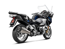 Carica l'immagine nel visualizzatore di Gallery, Akrapovic Silenziatore Bmw R1250RT 2019–2024 — S-B12SO21-HALAGT