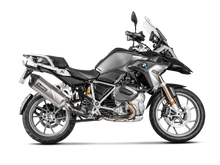 Carica l'immagine nel visualizzatore di Gallery, Akrapovic Silenziatore Bmw R1250GS 2019–2023 — S-B12SO23-HAAT