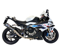 Carica l'immagine nel visualizzatore di Gallery, Termignoni BW2310200TCC — scarico montato sulla moto, vista 1