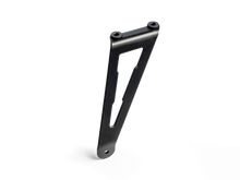 Carica l'immagine nel visualizzatore di Gallery, Akrapovic Staffa scarico Aprilia RS660 2021–2025 — P-MBA6R1