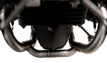 Carica l'immagine nel visualizzatore di Gallery, Termignoni BW1409410IXX — scarico montato sulla moto, vista 1
