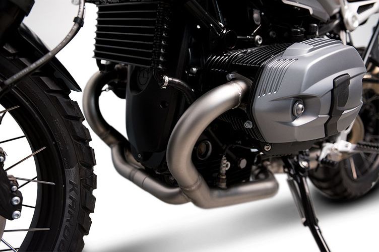 Termignoni BW1409410IXX — scarico montato sulla moto, vista 2