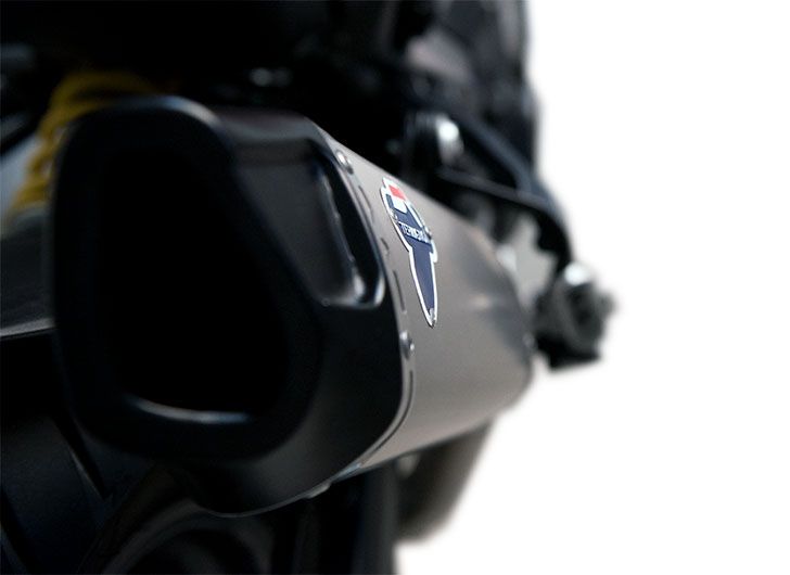 Termignoni D16809440ITA — scarico montato sulla moto, vista 1