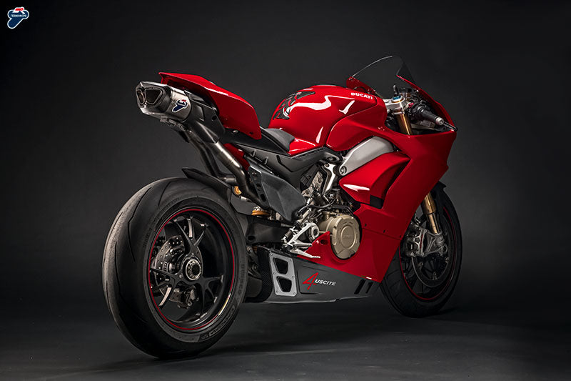 Termignoni D18209401ITX — scarico montato sulla moto, vista 2