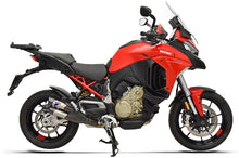 Carica l'immagine nel visualizzatore di Gallery, Termignoni D21008040ITC — scarico montato sulla moto, vista 1