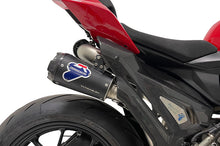 Carica l'immagine nel visualizzatore di Gallery, Termignoni D22009400TNC — scarico montato sulla moto, vista 2