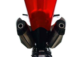 Carica l'immagine nel visualizzatore di Gallery, Termignoni H14509400ITC — scarico montato sulla moto, vista 2