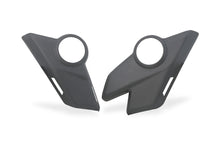 Carica l'immagine nel visualizzatore di Gallery, Cover piastre telaio inferiori con fori Ducati Multistrada V4 - Carbonio