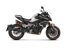 Carica l'immagine nel visualizzatore di Gallery, Akrapovic Silenziatore Cf Moto 800NK 2023–2025 — S-CF8SO1-HAPLC