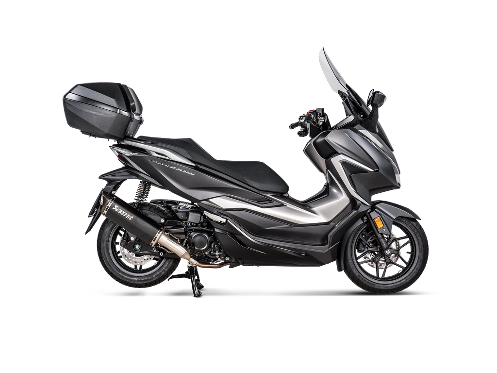 Akrapovic Silenziatore Honda ADV 350 2022–2024 — S-H3SO8-HRSSBL