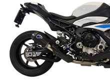 Carica l'immagine nel visualizzatore di Gallery, Termignoni BW26094SO08 — scarico montato sulla moto, vista 2