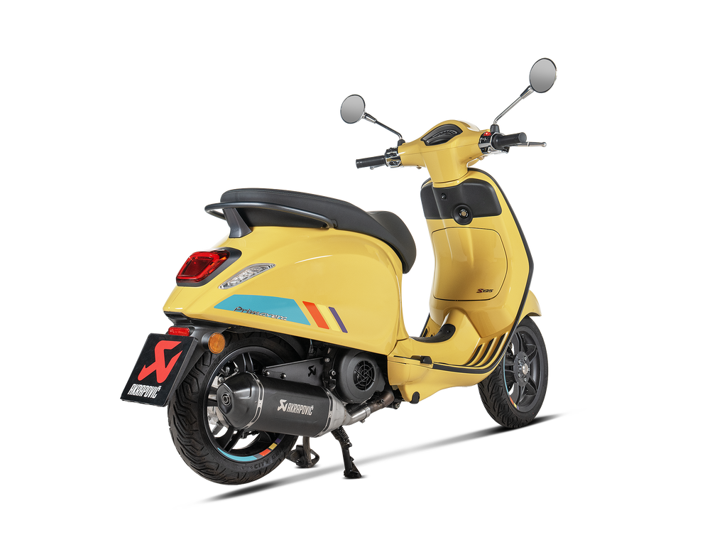 Akrapovic Silenziatore Piaggio VESPA 125 S 2025 — S-VE125SO5-HWSSBL