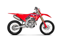 Carica l'immagine nel visualizzatore di Gallery, Akrapovic Scarico completo Honda CRF 250 R 2022–2025 — S-H2MET13-FDHLTA