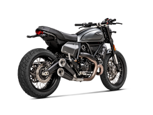 Carica l'immagine nel visualizzatore di Gallery, Akrapovic Silenziatore Ducati SCRAMBLER 2022 — S-D8SO6-ISSSBL