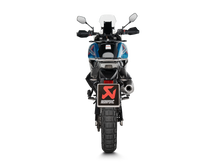Carica l'immagine nel visualizzatore di Gallery, Akrapovic Silenziatore Cf Moto 800MT-X 2025 — S-CF8SO3-HFTT