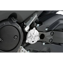 Carica l'immagine nel visualizzatore di Gallery, PUIG COPRI-PERNO FORCELLONE YAMAHA T-MAX MAX TECH 560 22-24 SILVER