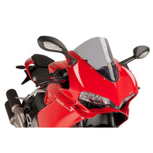Carica l'immagine nel visualizzatore di Gallery, PUIG CUPOLINO R-RACER PER DUCATI PANIGALE 1299 S 15-17 FUME CHIARO