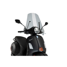 Carica l'immagine nel visualizzatore di Gallery, PUIG CUPOLINO SCOOTER GTS TOURING VESPA GTS 300 23-25 FUME CHIARO
