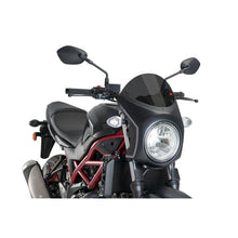 Carica l'immagine nel visualizzatore di Gallery, PUIG CUPOLINO SEMICARENATO PER SUZUKI SV650 16-25 FUME SCURO-NERO