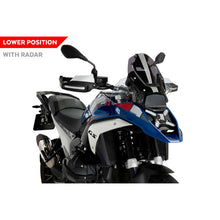 Carica l'immagine nel visualizzatore di Gallery, PUIG CUPOLINO SPORT CON RADAR PER BMW R1300 GS OPTION 719 TRAMONTANA 23-25 FUME SCURO