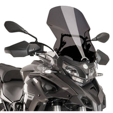 Carica l'immagine nel visualizzatore di Gallery, PUIG CUPOLINO TOURING PER BENELLI TRK 502 X 18-20 FUME SCURO