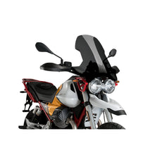 Carica l'immagine nel visualizzatore di Gallery, PUIG CUPOLINO TOURING PER MOTO GUZZI V85 TT TRAVEL 21-23 FUME SCURO