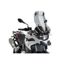 Carica l'immagine nel visualizzatore di Gallery, PUIG CUPOLINO TOURING PLUS-VISIERA PER BMW F850 GS ADVENTURE 19-23 FUME CHIARO-CUP. SPORT OEM