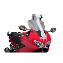 Carica l'immagine nel visualizzatore di Gallery, PUIG CUPOLINO TOURING -VISIERA PER HONDA VFR800F 14-16 FUME CHIARO