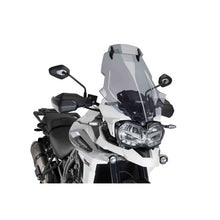 Carica l'immagine nel visualizzatore di Gallery, PUIG CUPOLINO TOURING-VISIERA TRIUMPH TIGER 1200 DESERT EDITION 20-21 FUME CHIARO