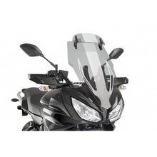 Carica l'immagine nel visualizzatore di Gallery, PUIG CUPOLINO TOURING-VISIERA YAMAHA MT-07 TRACER 16-17 FUME CHIARO