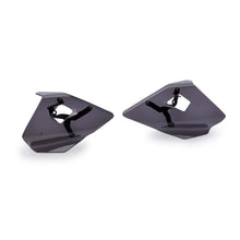 Carica l'immagine nel visualizzatore di Gallery, PUIG DEFLETTORE LATERALE SUPERIORE BMW R1250 GS TRIPLE BLACK 21-23 FUME SCURO
