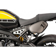 Carica l'immagine nel visualizzatore di Gallery, PUIG PANNELLI LATERALI RETRO YAMAHA XSR900 16-19 NERO OPACO