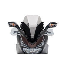 Carica l'immagine nel visualizzatore di Gallery, PUIG PARAMANI SUZUKI BURGMAN 400 10-16 TRASPARENTE