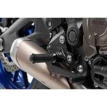 Carica l'immagine nel visualizzatore di Gallery, PUIG POGGIAPIEDI YAMAHA T-MAX 530 DX/SX 17-19 (ATTENZIONE: IL POGGIAPIEDI NON INCLUDE L'ADATTATORE)