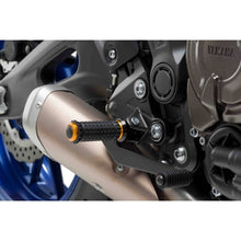 Carica l'immagine nel visualizzatore di Gallery, PUIG POGGIAPIEDI YAMAHA YZF-R6 08-16 (ATTENZIONE: IL POGGIAPIEDI NON INCLUDE L'ADATTATORE)
