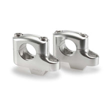 Carica l'immagine nel visualizzatore di Gallery, PUIG RISERS PULLBACK PER MANUBRI TRIUMPH SCRAMBLER 1200 X 24-25 SILVER-21751P