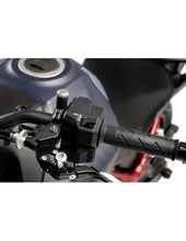 Carica l'immagine nel visualizzatore di Gallery, PUIG TAPPI A VITE PER FORO SPECCHIETTO M8/125 DUCATI STREETFIGHTER V4 S 23-24