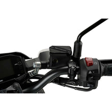 Carica l'immagine nel visualizzatore di Gallery, PUIG TAPPO SERBATOIO ANTERIORE PER FLUIDO FRENO PER BMW G310 GS 17-20 NERO
