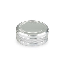 Carica l'immagine nel visualizzatore di Gallery, PUIG TAPPO SERBATOIO POSTERIORE PER FLUIDO FRENO YAMAHA TRACER 9 2025 SILVER